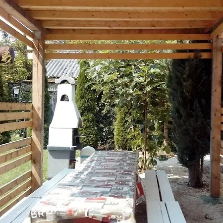 Ferienwohnung Mit Pool Fuer 2 Personen Balatonmariafurdo
